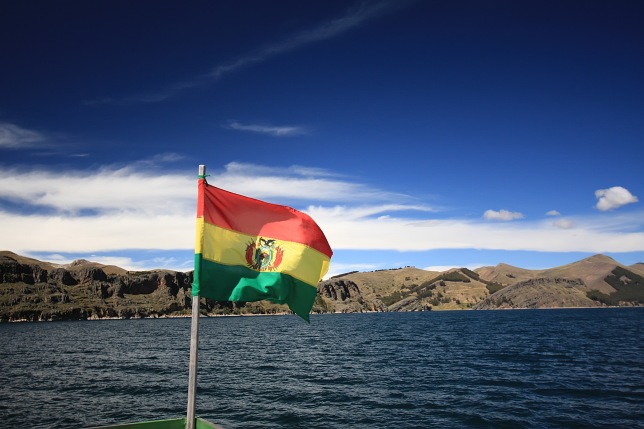 Cruising lake Titicaca